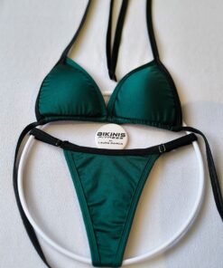 Bikini verde esmeralda con negro corte Corazón breteles ajustables BikinisFitness