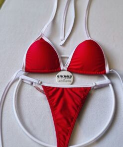 Bikini rojo rubí con blanco corte corazón breteles ajustables. BikinisFitness